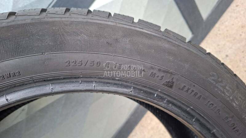 Hankook 225/50 R18 Zimska
