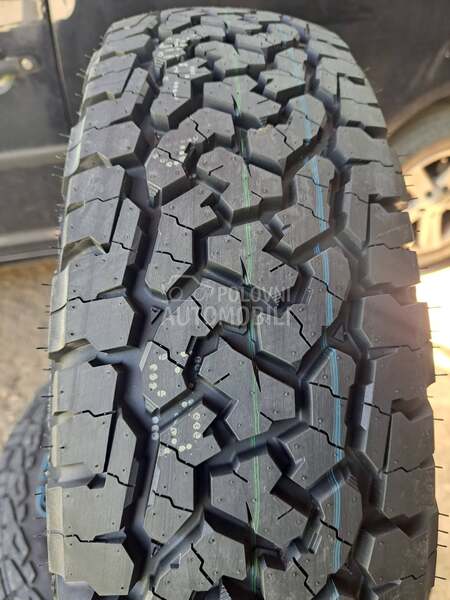 Comforser 215/60 R17 Sve sezone
