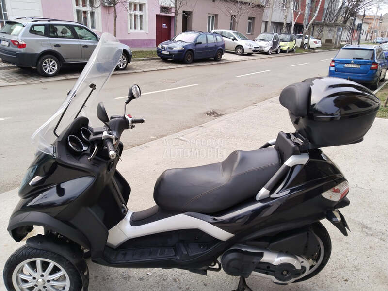 Piaggio MP3_400LT