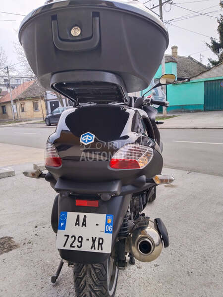 Piaggio MP3_400LT