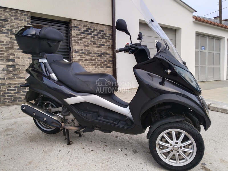 Piaggio MP3_400LT