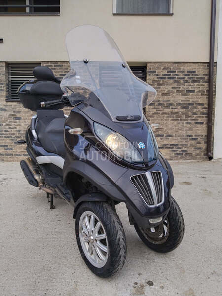 Piaggio MP3_400LT