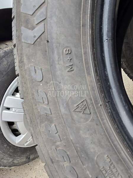 Michelin 215/65 R15 Zimska