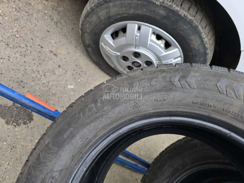 Michelin 215/65 R15 Zimska