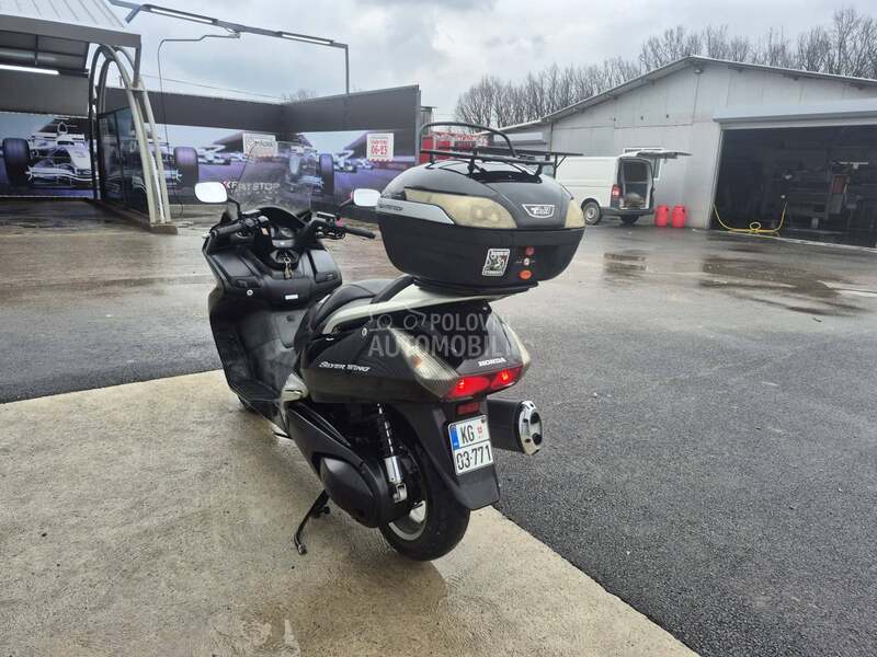 Honda Silver wing 600