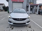 Opel Astra K NAV/LED