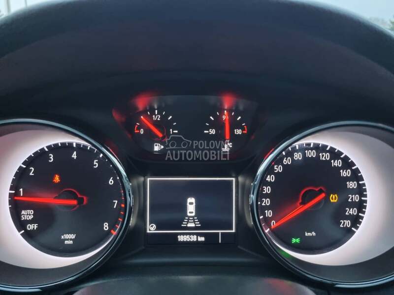 Opel Astra K NAV/LED