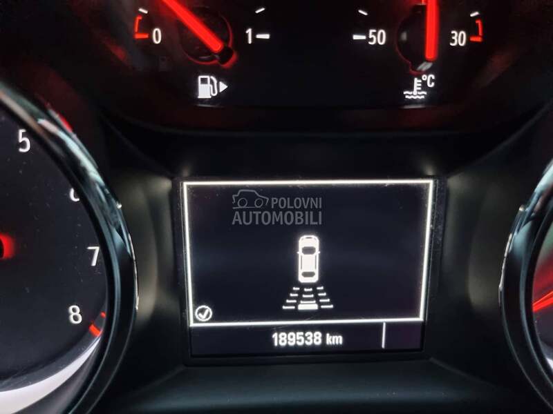 Opel Astra K NAV/LED