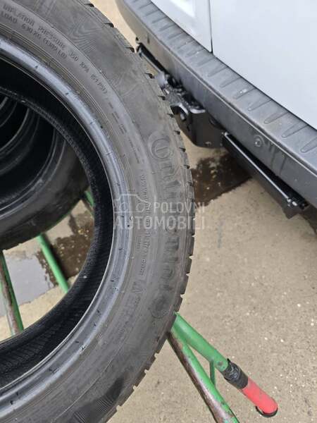 Continental 205/60 R16 Zimska