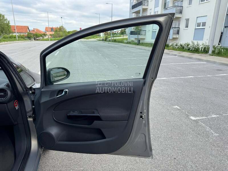 Opel Corsa D 