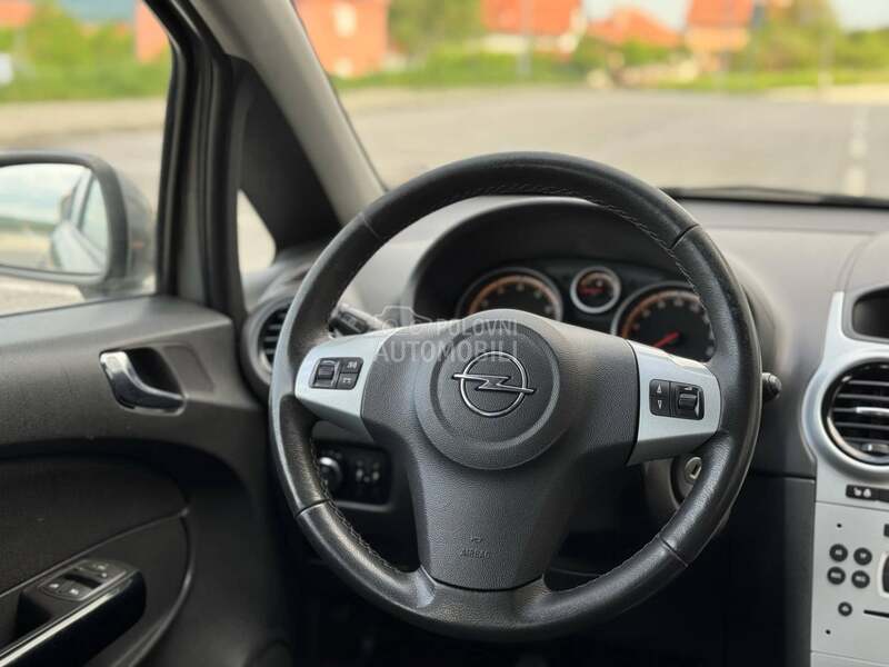 Opel Corsa D 