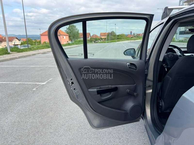 Opel Corsa D 