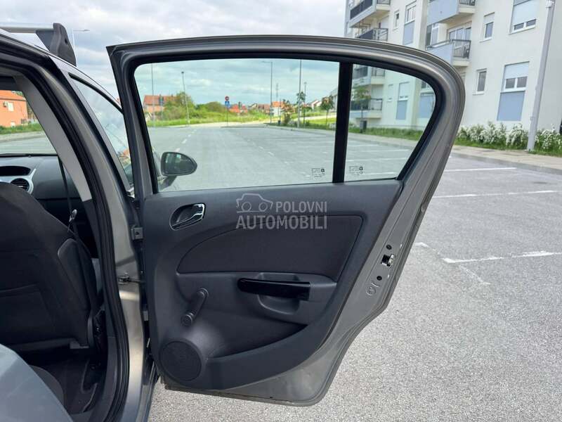 Opel Corsa D 
