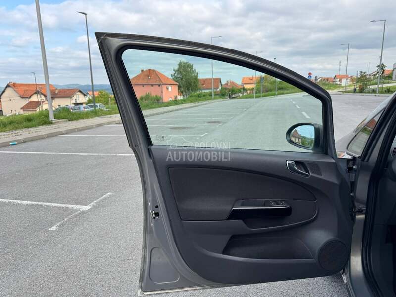 Opel Corsa D 