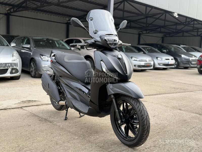 Piaggio Beverly 400HPE DEEP BLACK