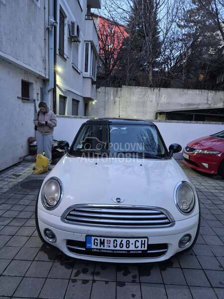MINI Cooper 