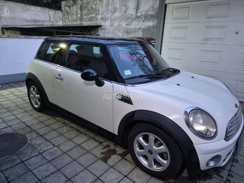 MINI Cooper 