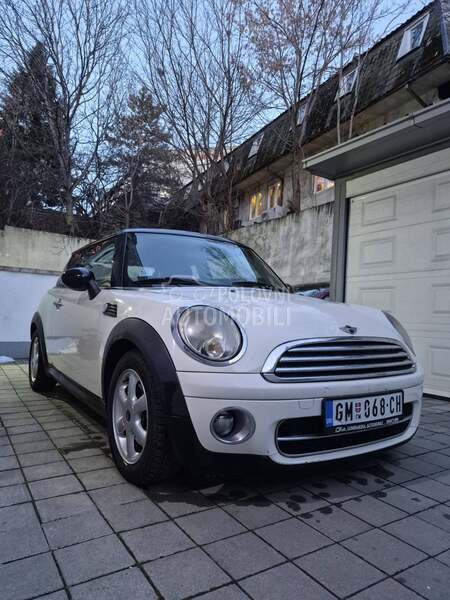 MINI Cooper 