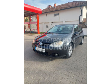 Volkswagen Golf 5 1.6 fsi