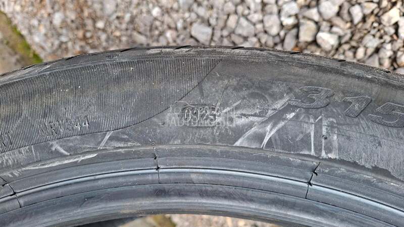 Pirelli 315/35 R21 Letnja