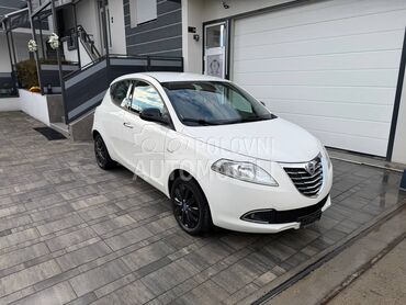 Lancia Ypsilon iz CH t o p