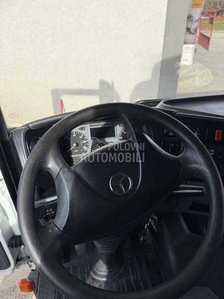 Mercedes Benz ATEGO 818/4x2