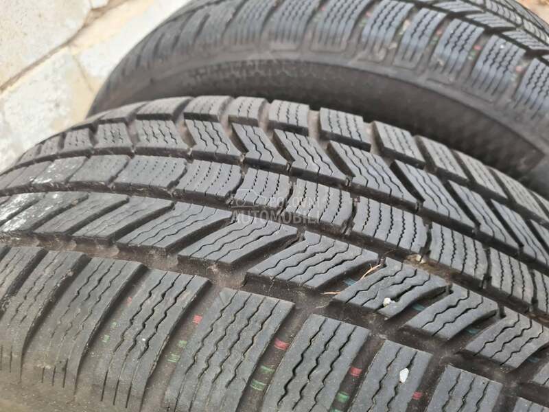 Continental 225/55 R17 Zimska