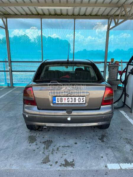 Opel Astra G 
