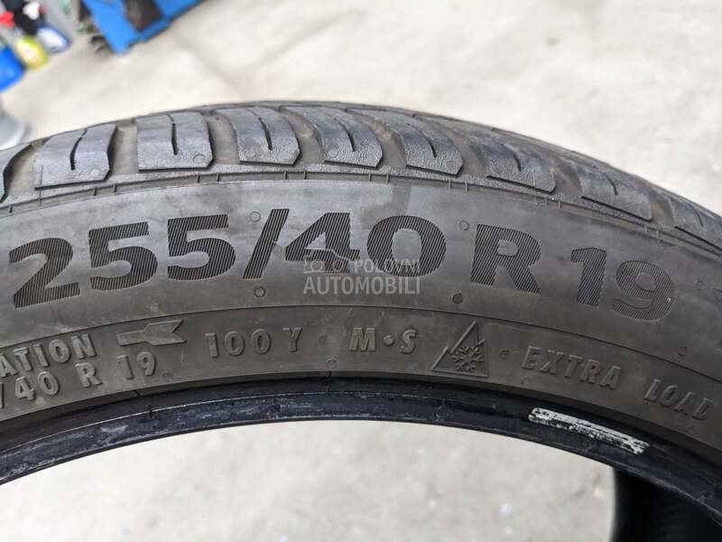 Continental 255/40 R19 Sve sezone