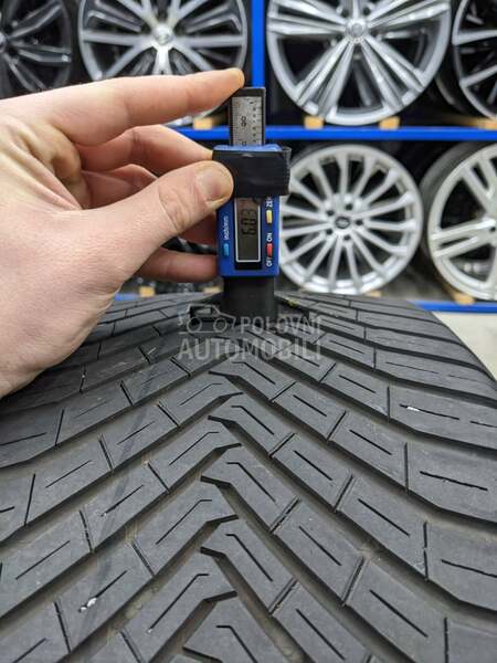 Continental 255/40 R19 Sve sezone