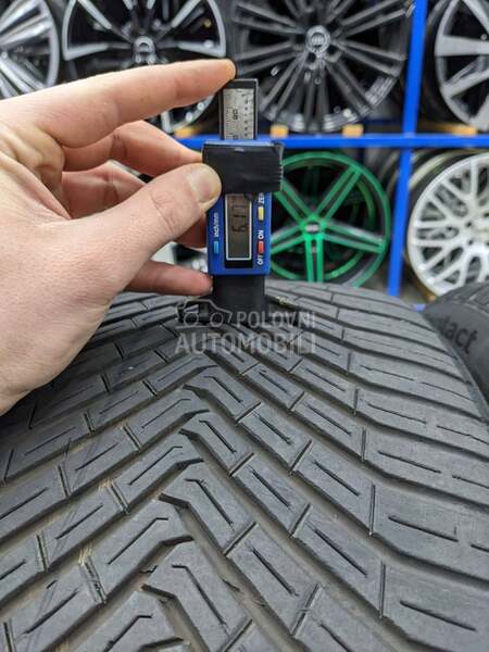 Continental 255/40 R19 Sve sezone