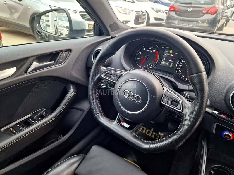 Audi A3 S LINE
