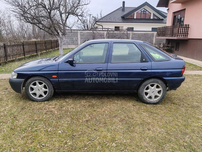 Ford Escort 