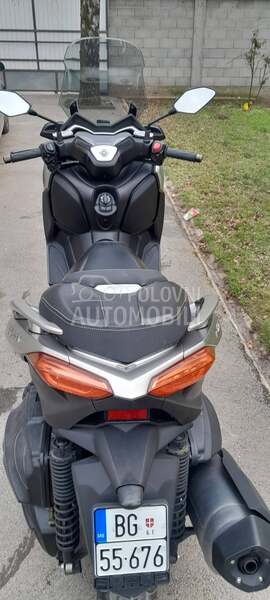 Yamaha Xmax 400
