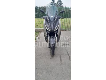 Yamaha Xmax 400