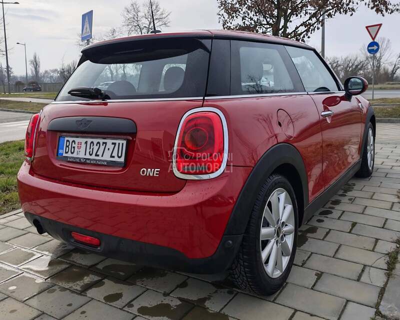 MINI One 