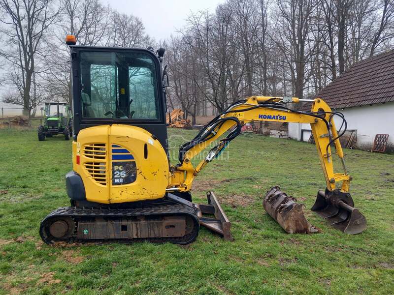 Komatsu PC 26