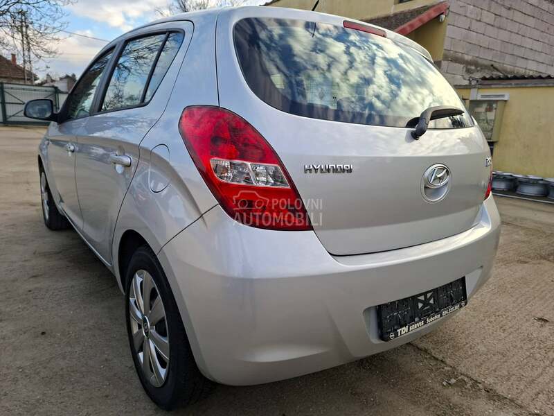Hyundai i20 PROČITATI TEXT