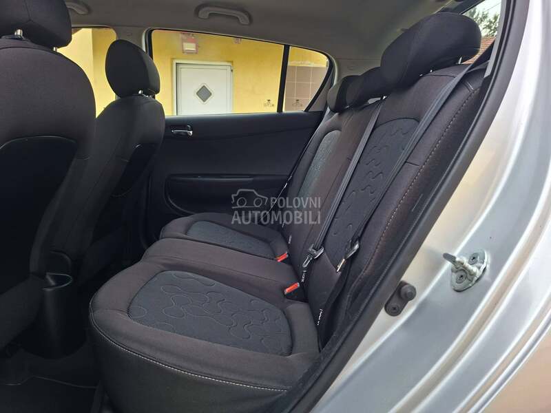 Hyundai i20 PROČITATI TEXT