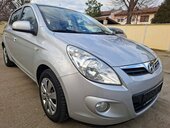 Hyundai i20 PROČITATI TEXT