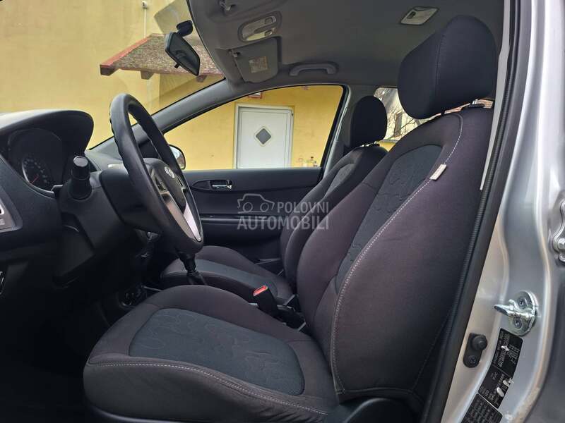 Hyundai i20 PROČITATI TEXT