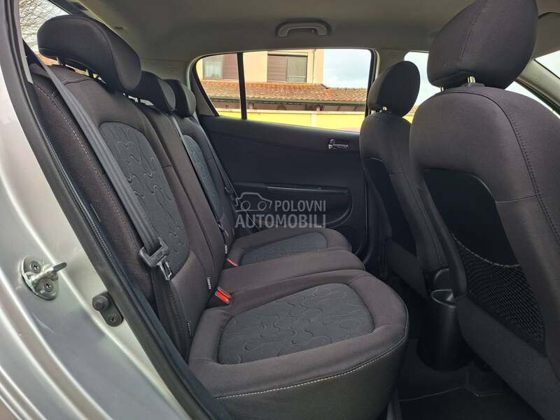 Hyundai i20 PROČITATI TEXT