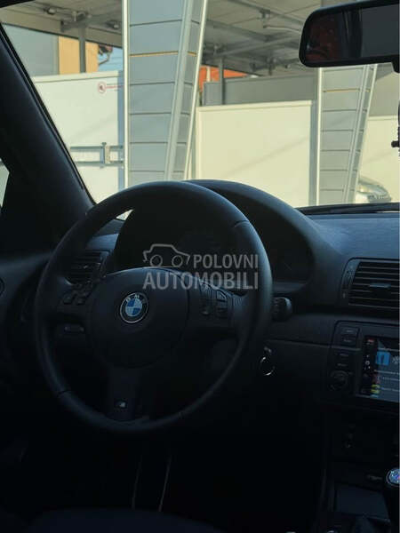 BMW 330 