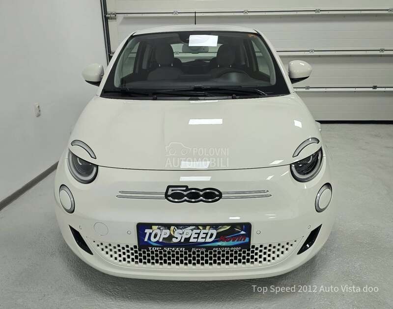 Fiat 500e 42  3 plus 1