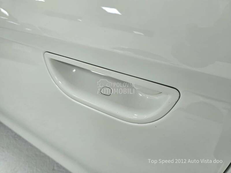 Fiat 500e 42  3 plus 1