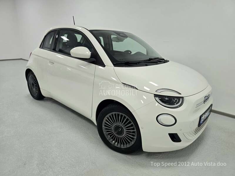 Fiat 500e 42  3 plus 1