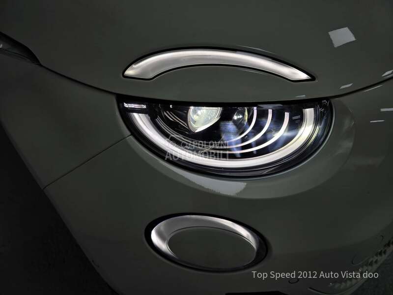 Fiat 500e 42  3 plus 1