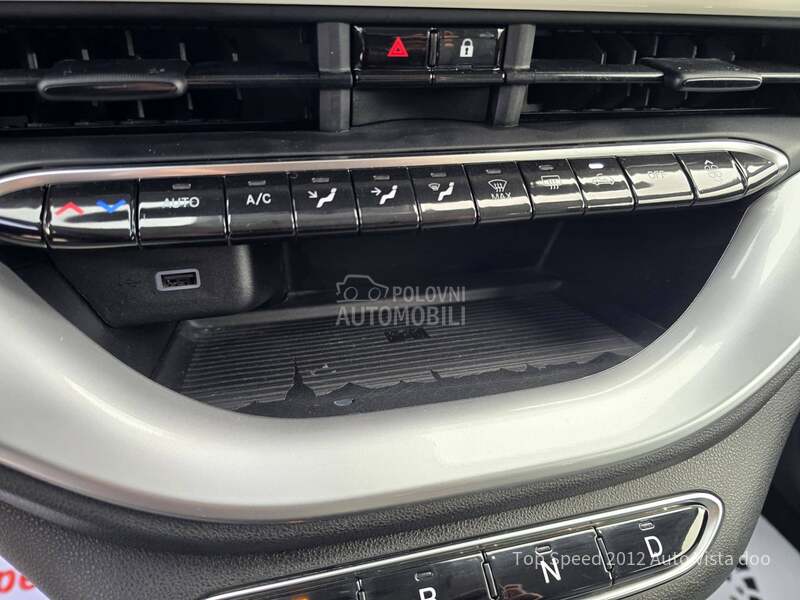 Fiat 500e 42  3 plus 1