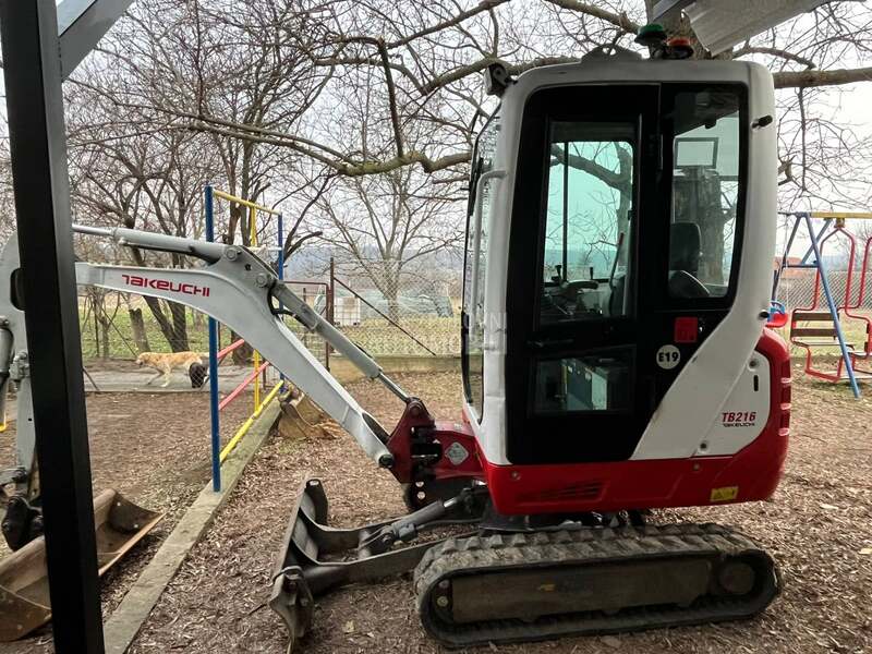 Takeuchi TB216