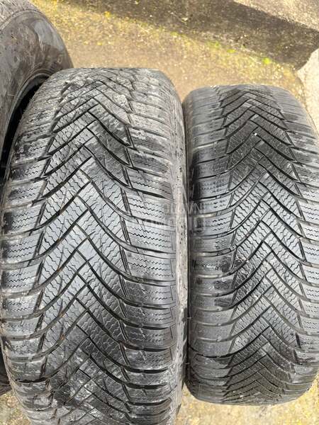 Minerva 215/60 R16 Zimska